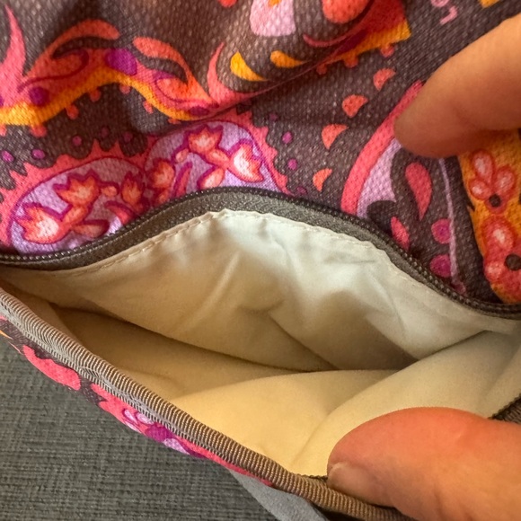 LeSportsac Floral Crossbody/Shoulder Bag - Picture 4 of 8